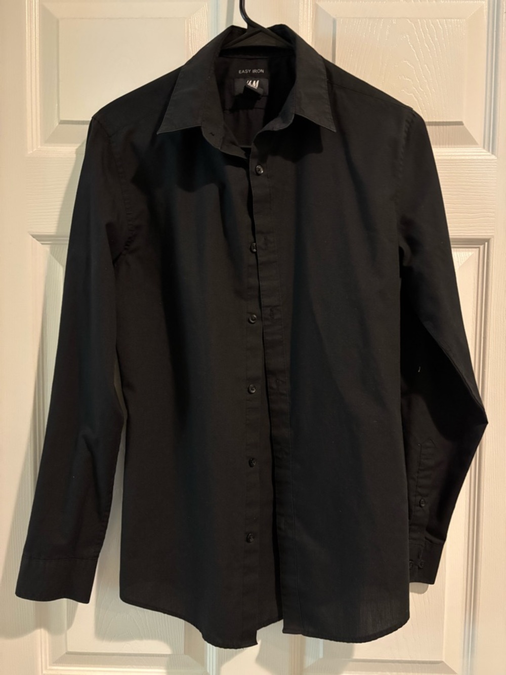 Men's Black Button-up Shirt